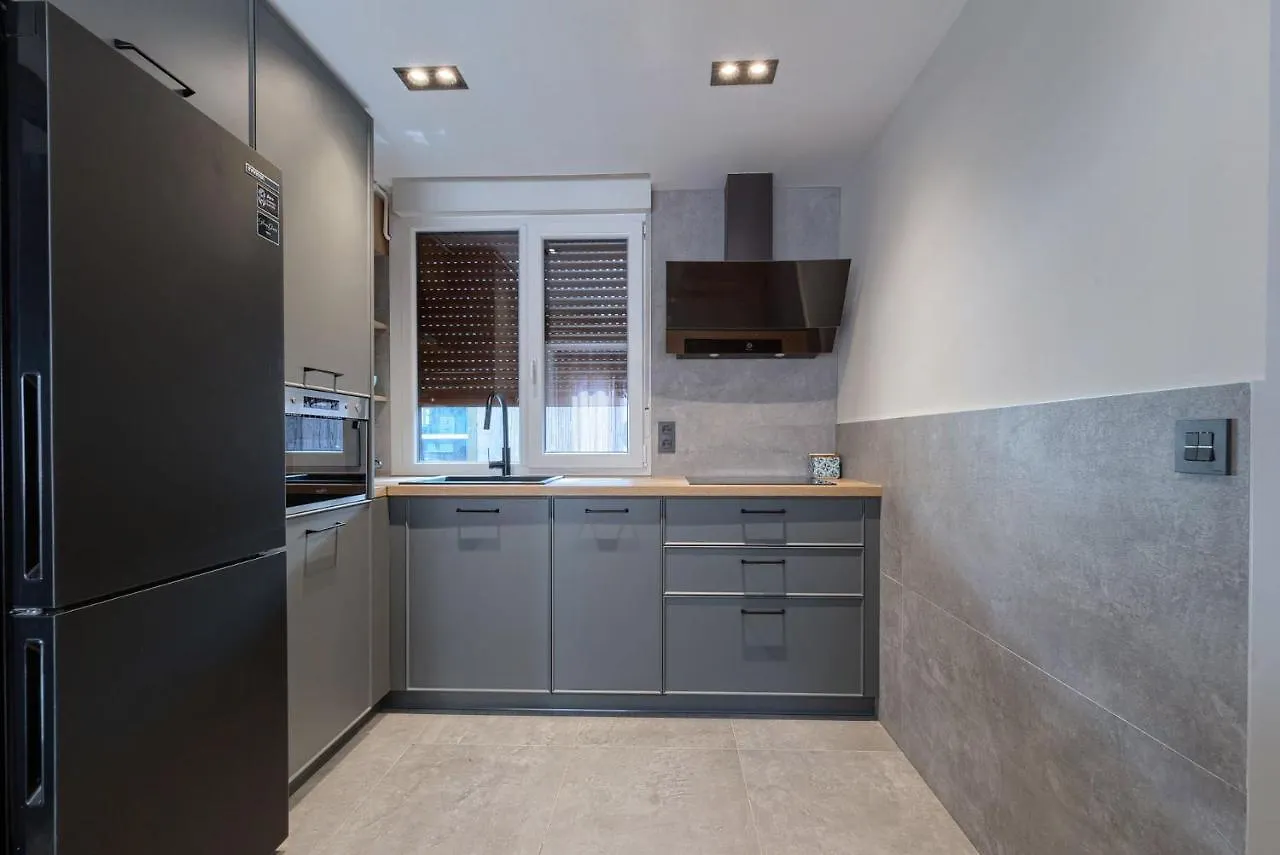 Vivienda Turistica De Diseno Elegante Apartment Bilbao Spain